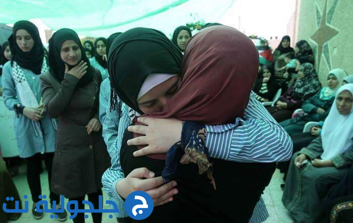 الآلاف يشيعون جثمان الشهيدة ريهام دوابشة